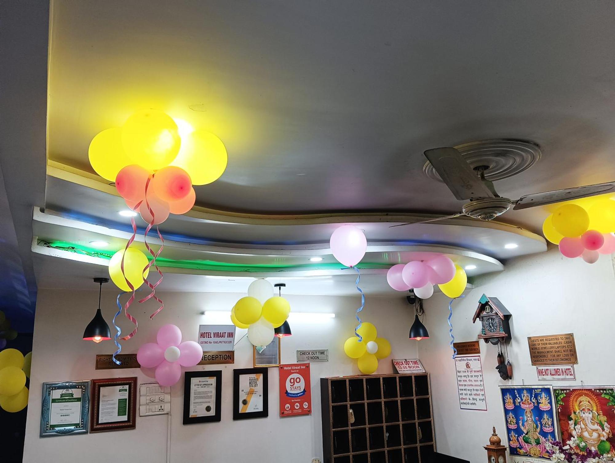 โรงแรมวิรัต อินน์ คยา ภายนอก รูปภาพ