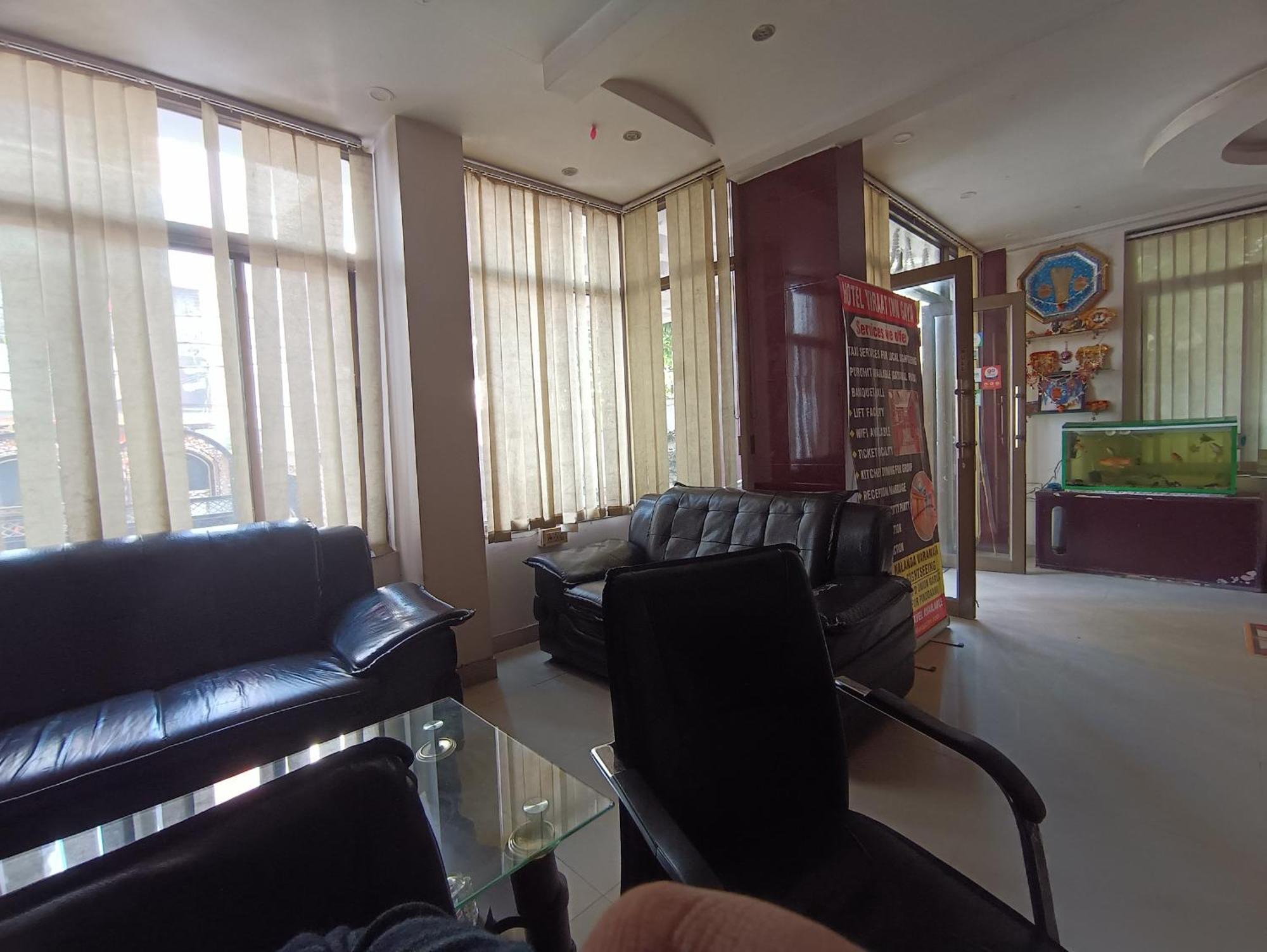 โรงแรมวิรัต อินน์ คยา ภายนอก รูปภาพ